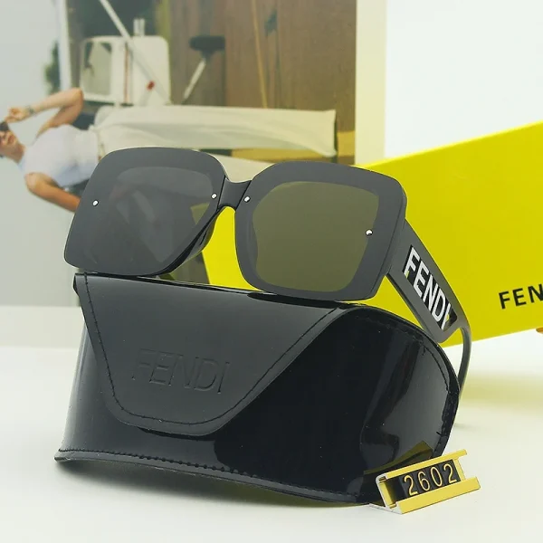 2602 Square Large Frame Polarized UV Protection