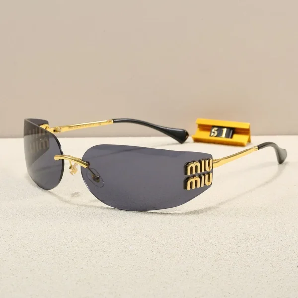 4 colors new fashion sunglasses miu260711131